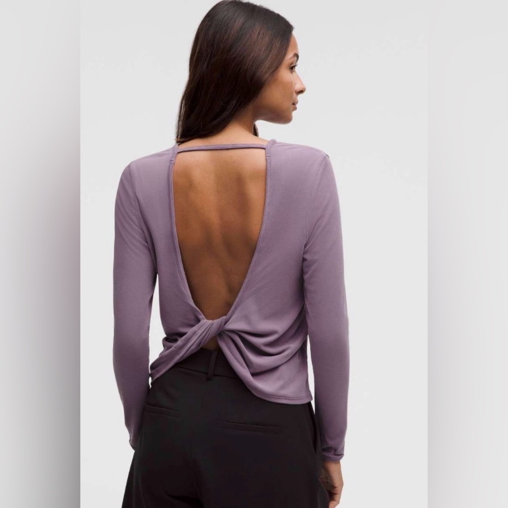 NEW WITH TAGS! LULULEMON - Twist-back soft-ribbed longsleeve. Purple Ash. Sz 10